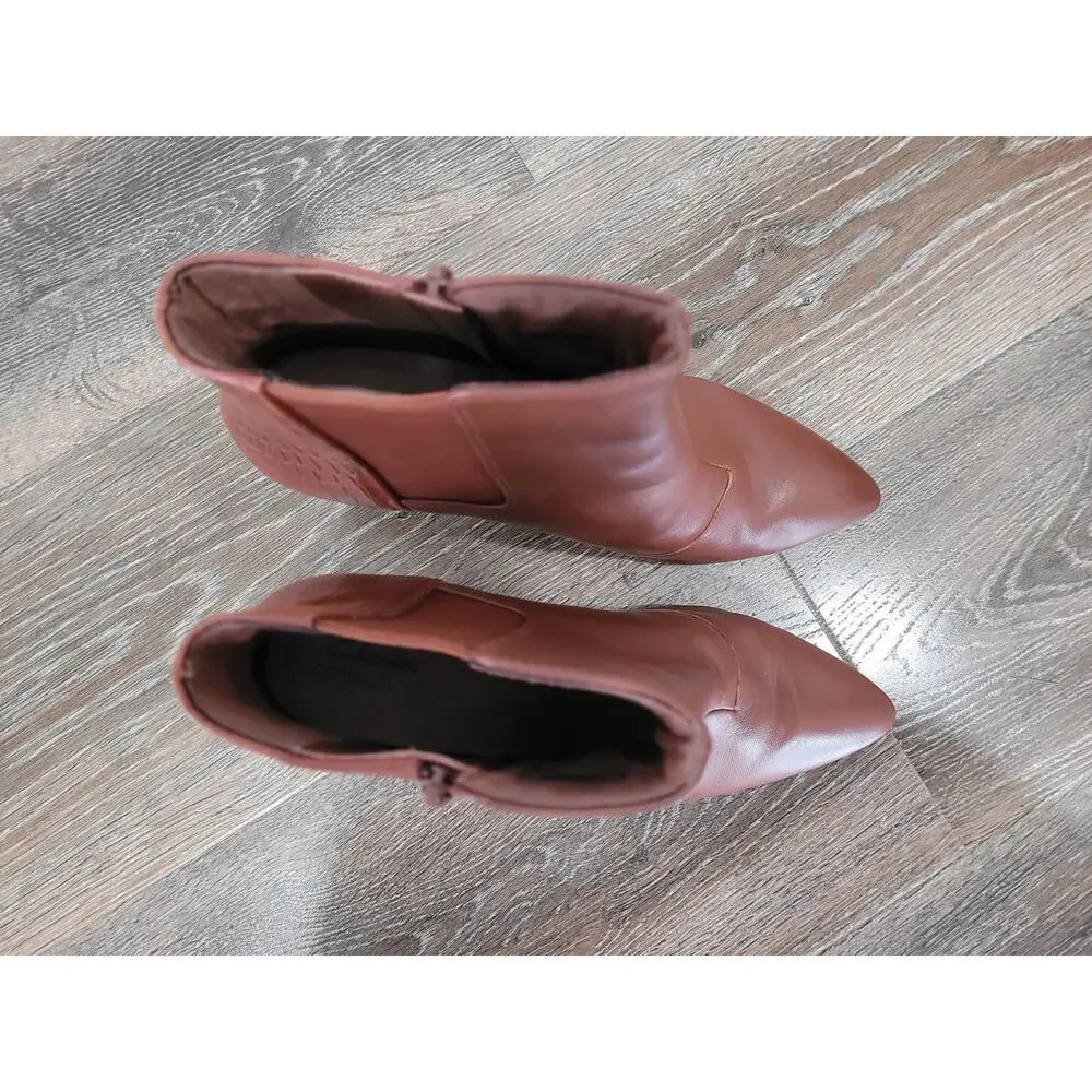 Clarks Women's Kataleyna Glow Brown‎ Leather Ankle Boots